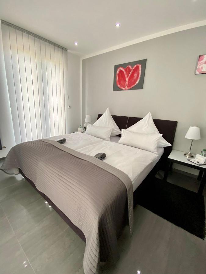 Boe21 Luxusappartement * Buttgen